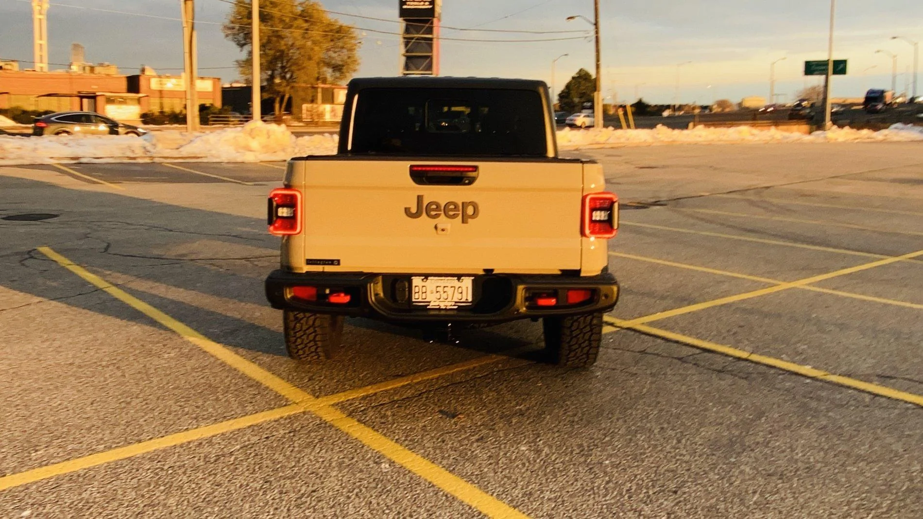 Jeep Gladiator GOBI Gladiator JT Club 5BF8FC05-A10C-469C-A9F0-C0C45F0DEBE7