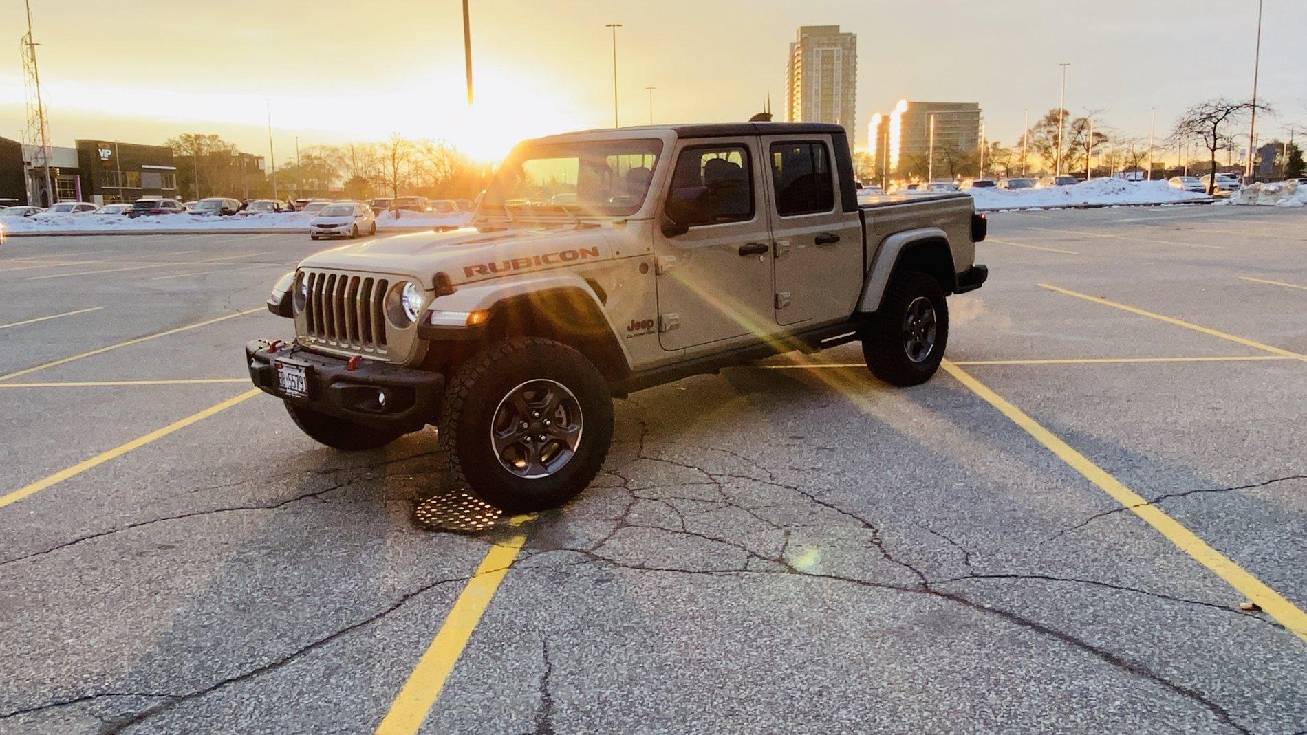Jeep Gladiator GOBI Gladiator JT Club 27236299-72DC-4B75-AA70-069A6566C227