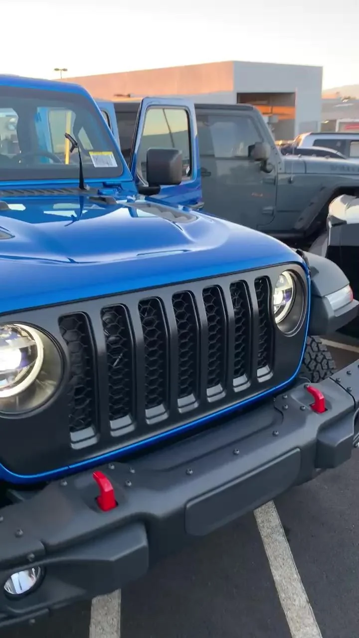 Jeep Gladiator HYDRO BLUE PEARL Gladiator JT Club IMG_1454_Moment