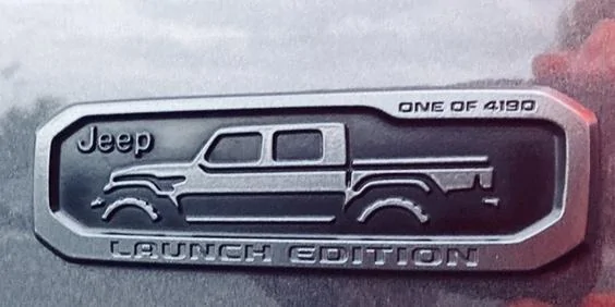 Jeep Gladiator GRANITE CRYSTAL JT Gladiator Club 51E5CCDE-0531-4F19-9247-1F98A51E8DEA