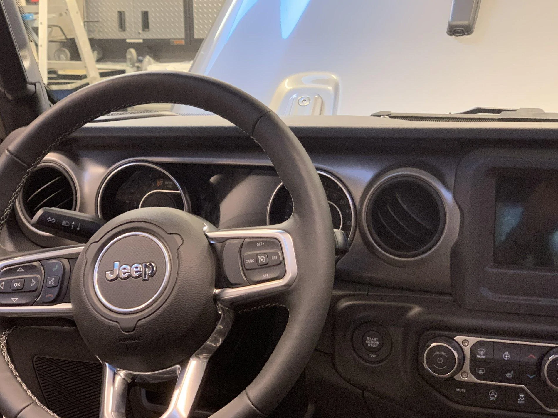 Jeep Gladiator JT Dash Removal Video 97DA50B5-DBA9-453C-8AFE-0AB42FD6DE42