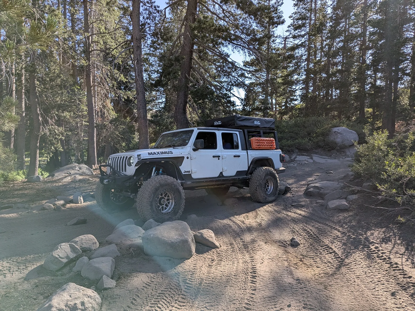 Jeep Gladiator So for those with Overlander rigs, questions.. PXL_20250707_004155417.MP