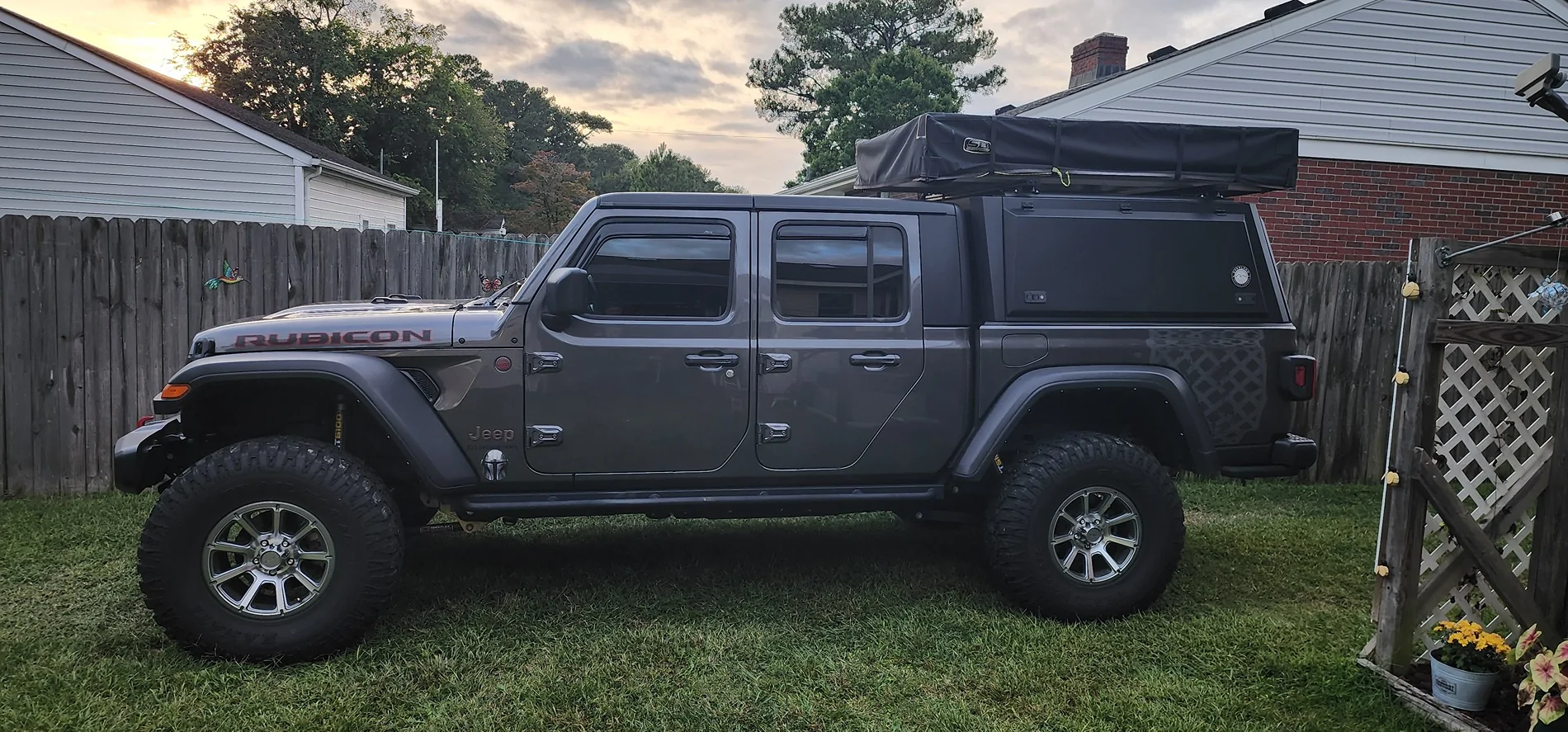 Jeep Gladiator So for those with Overlander rigs, questions.. 20250928_182942