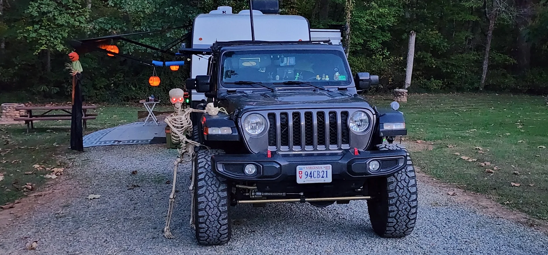 Jeep Gladiator So for those with Overlander rigs, questions.. 20251017_185114