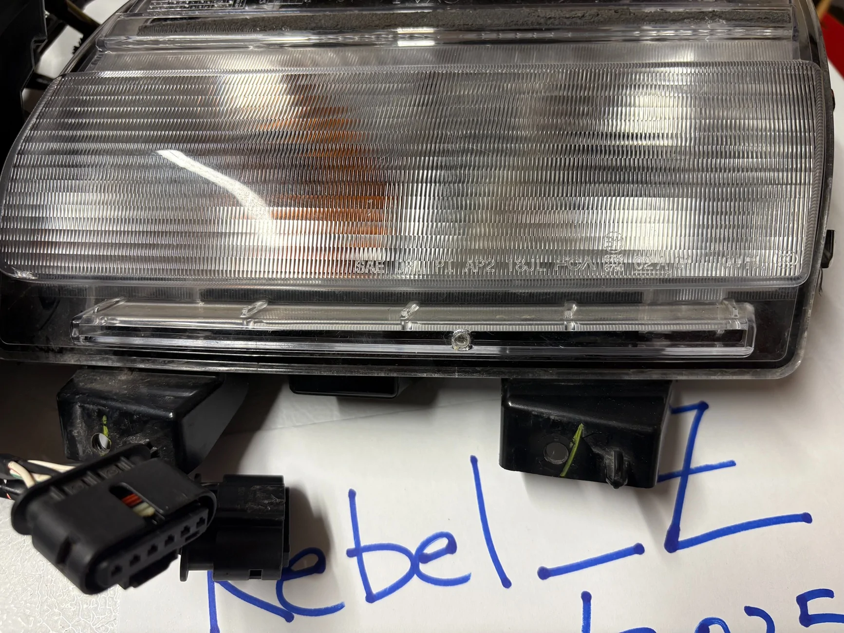 Jeep Gladiator Take offs OEM Mopar Turn Signal Housings (2021 Gladiator Mojave) – Halogen – Fits 2020–2024 JT IMG_0003