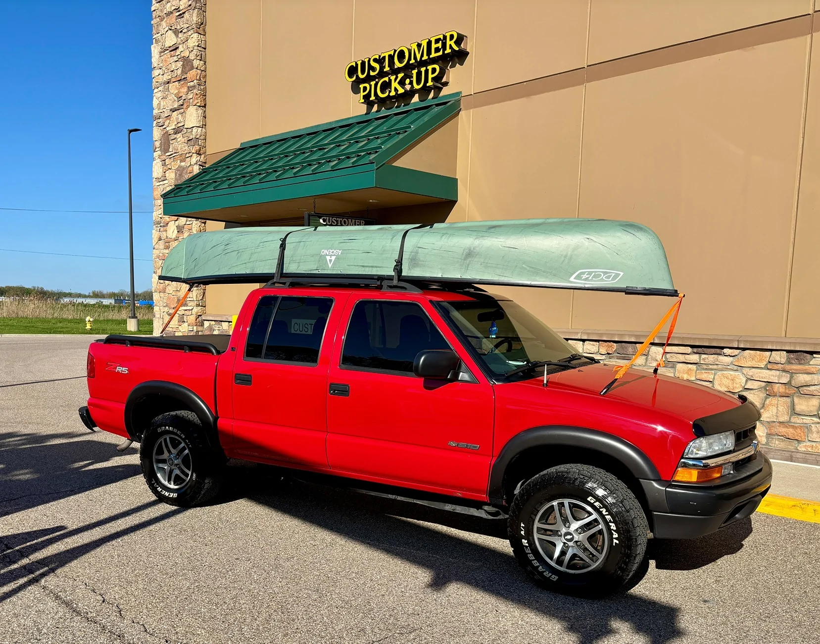 Jeep Gladiator Sons first vehicle purchased on his own ZR5 with cano