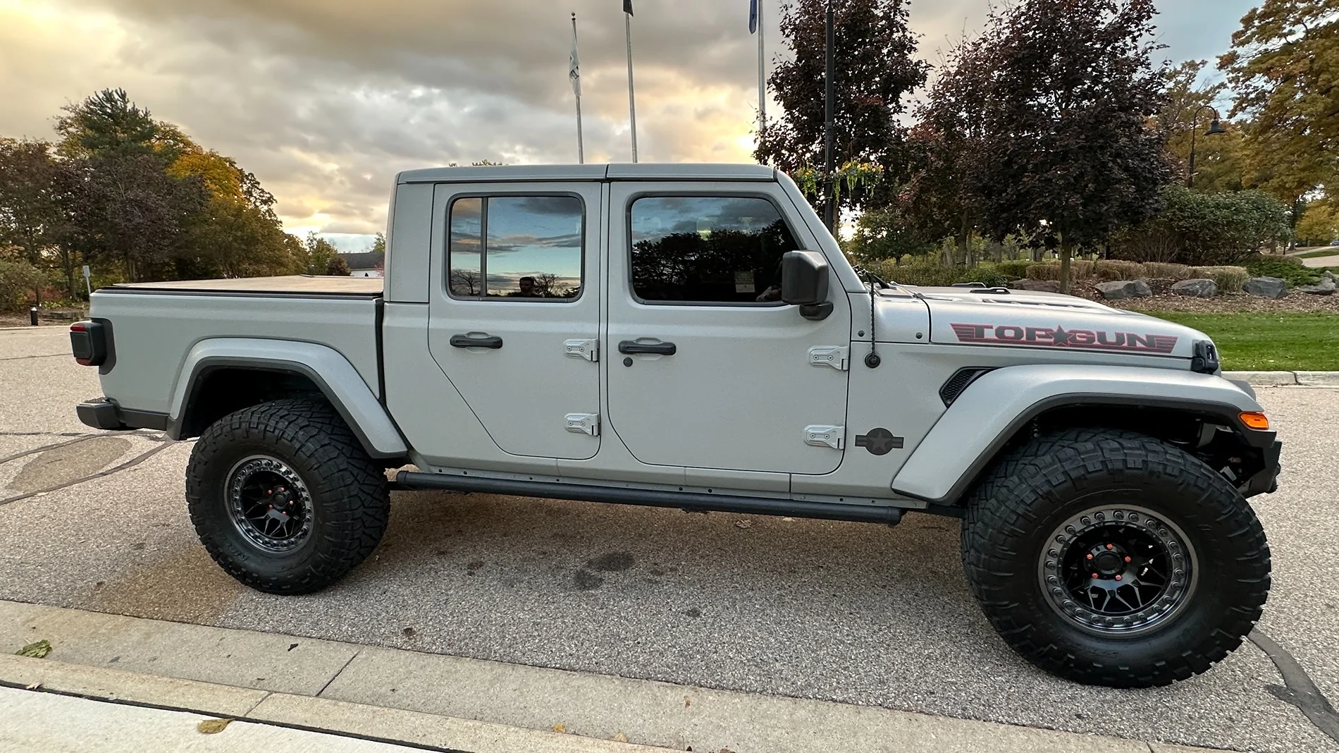 Jeep Gladiator FS: 2021 Gladiator Overland-Rocky Ridge upfitted 53K miles FullSizeRender (2)