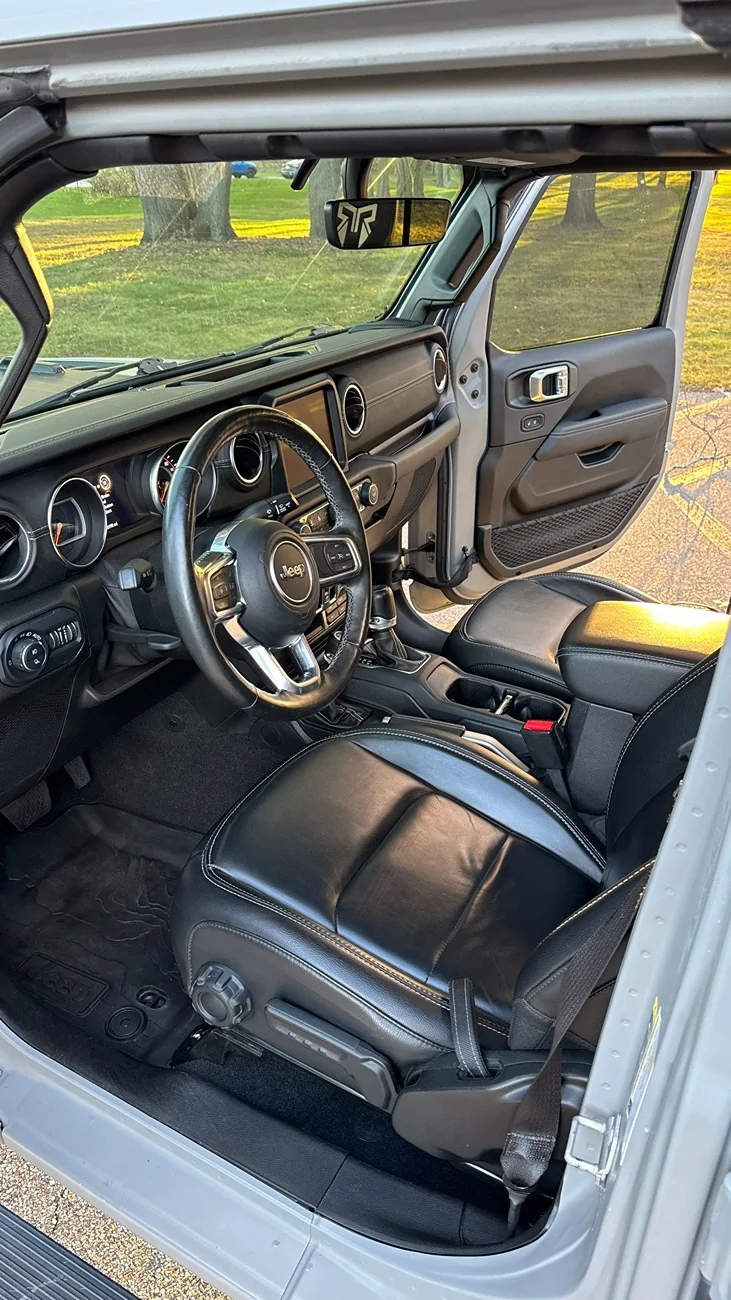 Jeep Gladiator FS: 2021 Gladiator Overland-Rocky Ridge upfitted 53K miles IMG_1473