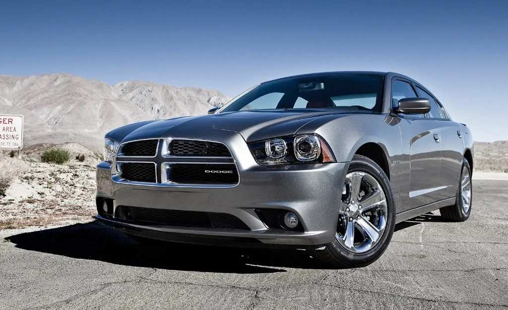 2011-dodge-charger_100345045_l-1933743872.webp