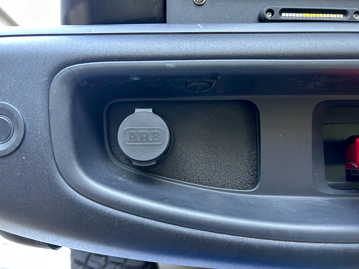 Jeep Gladiator Left side bed wall insert - air? 813-Bumper-Insert-NO-Light-V1-4