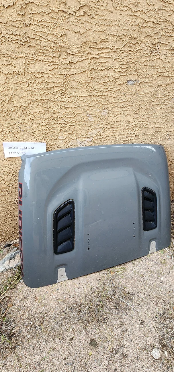 Jeep Gladiator JT/JL Rubicon OEM Hood (2020) 20251127_143214
