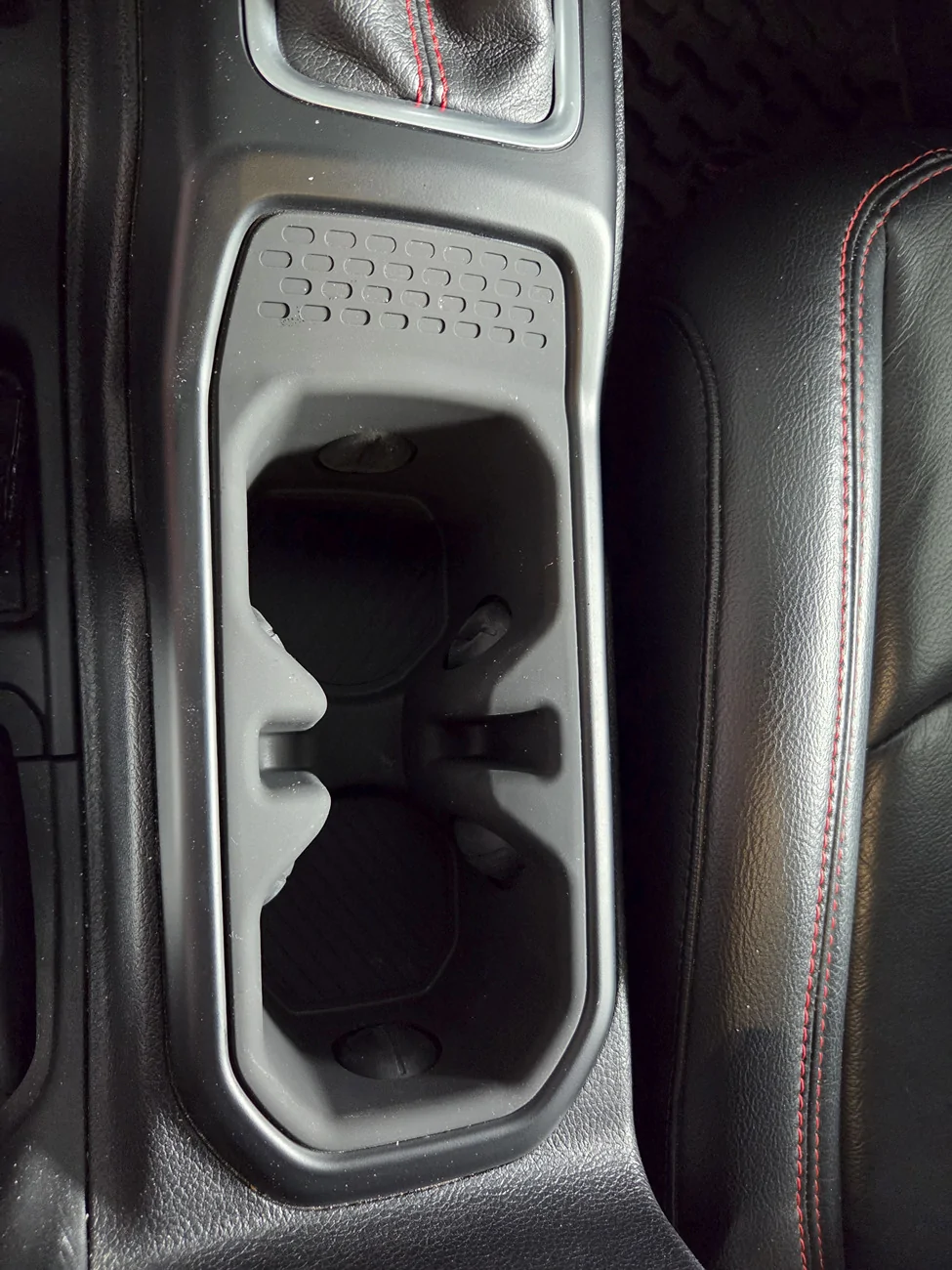 Jeep Gladiator 👍🏼 Tecbaba Cup Holder Insert- This should come stock on the JT/JL... 20251129_151419