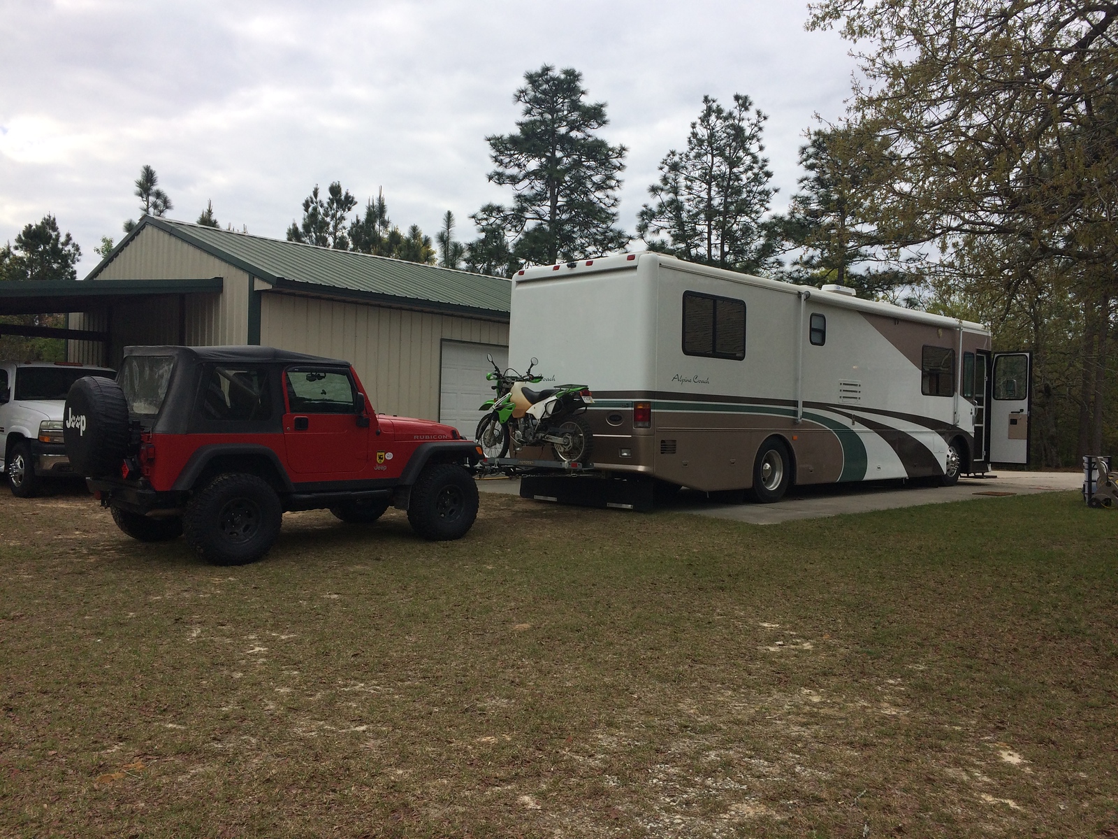 Jeep Gladiator Long Distance with Motorcycle Hitch Carrier? i-6jSLHH3-X3