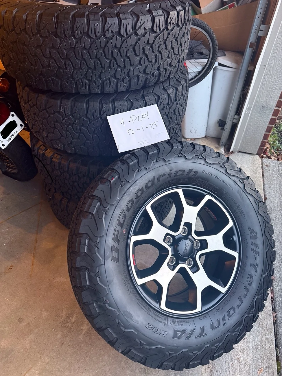 Jeep Gladiator Set of 5 JL Rubicon wheels and tires $800 IMG_4279