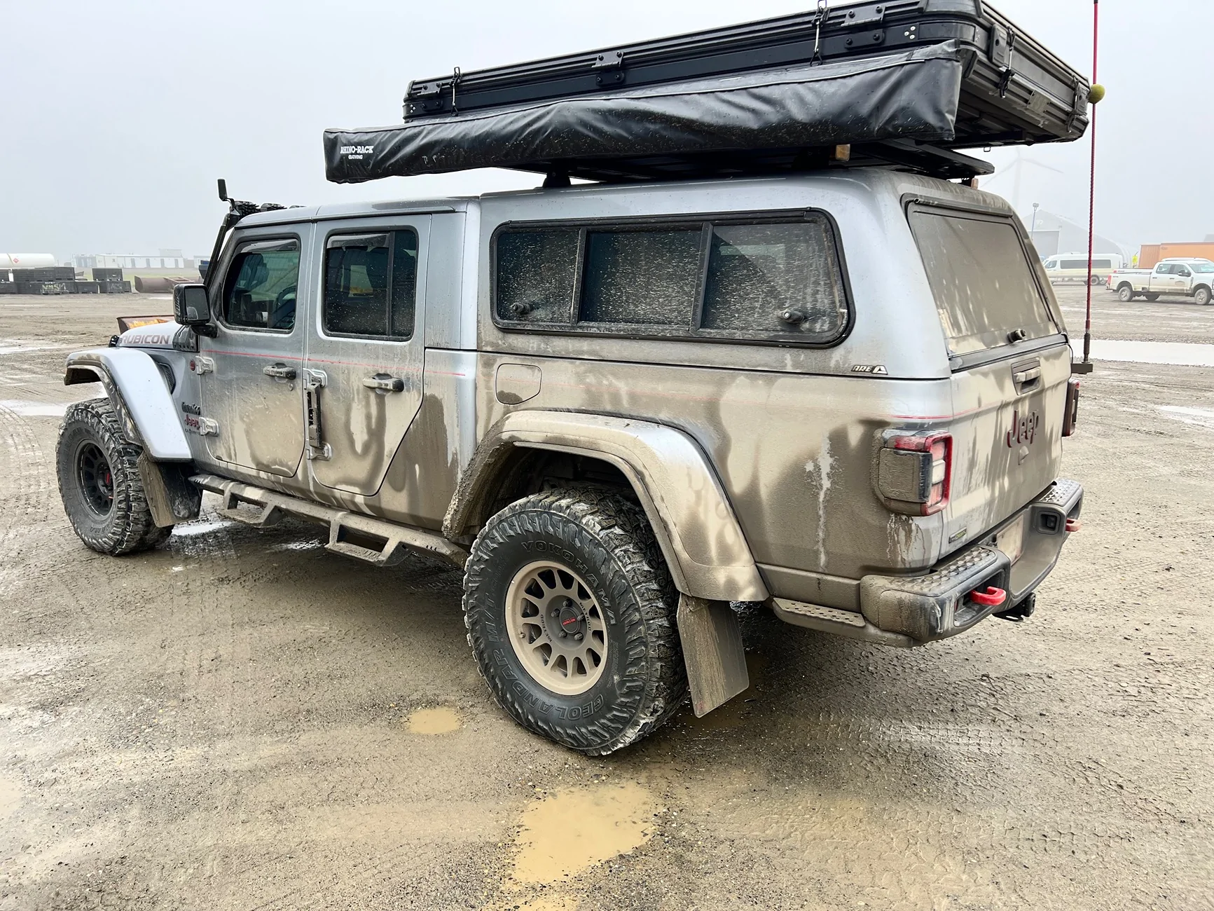 Jeep Gladiator So for those with Overlander rigs, questions.. 1764869984436-fo