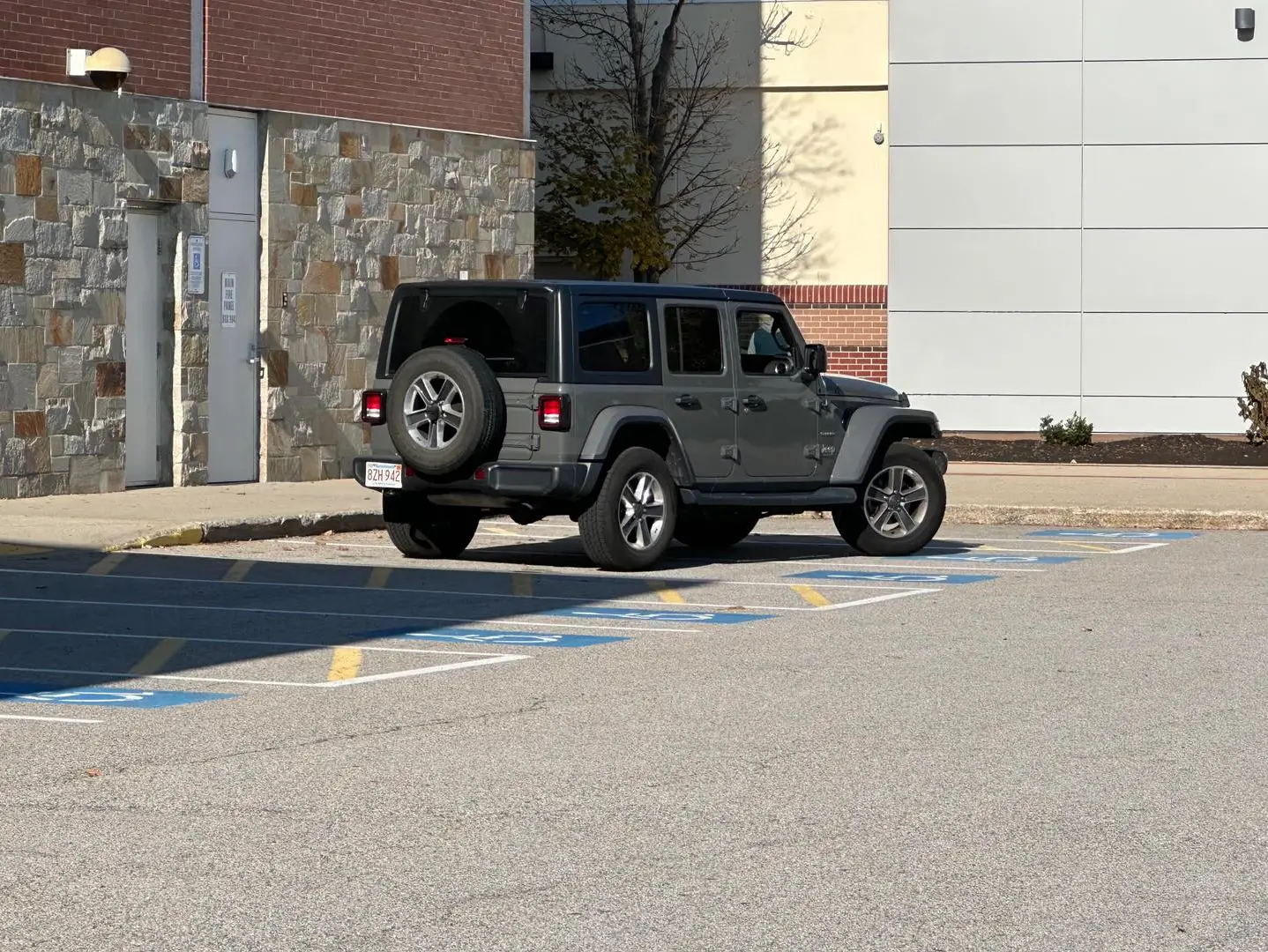 Jeep Gladiator new to the forum Screenshot 2025-12-04 6.22.02 PM