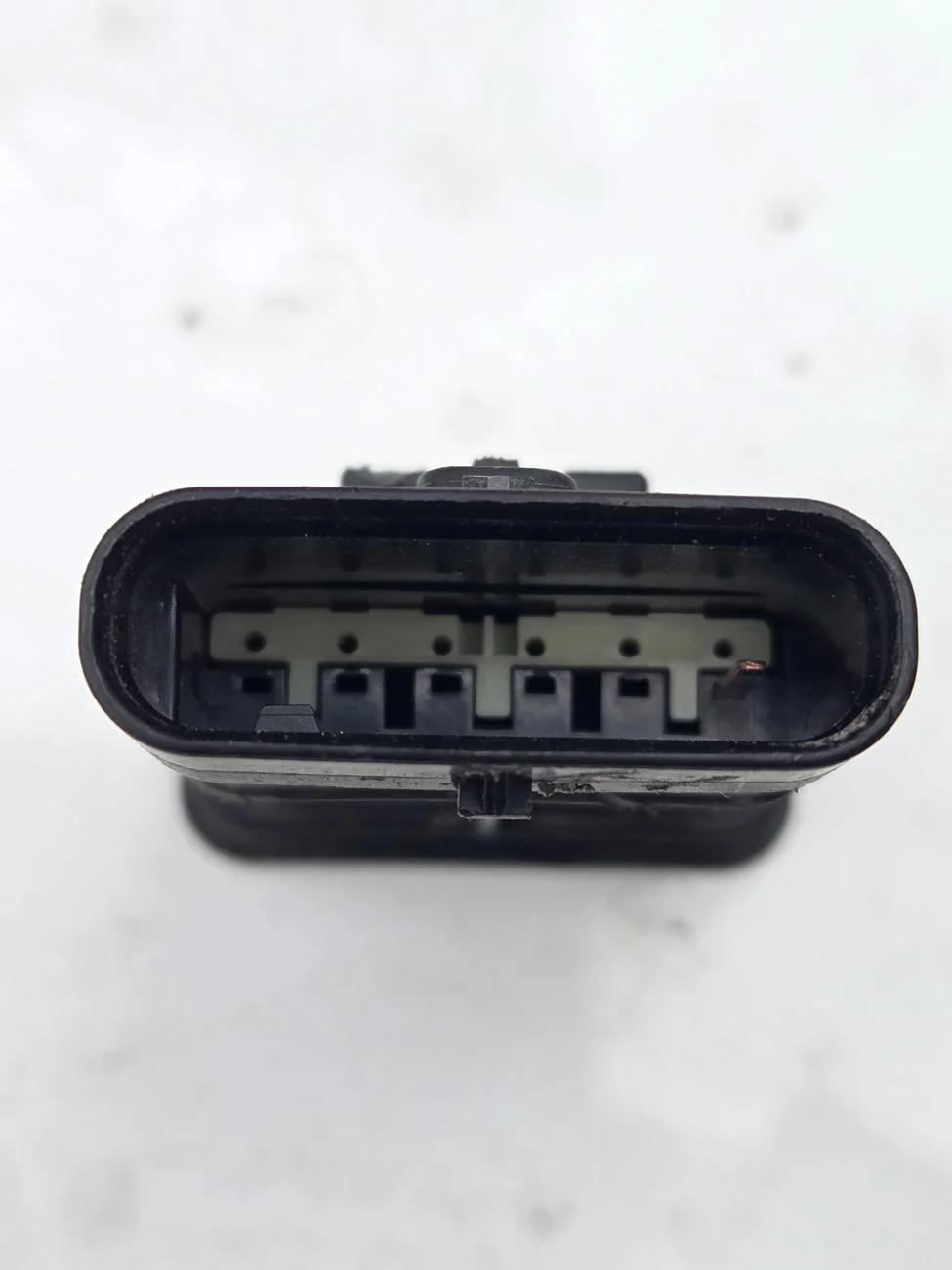 Jeep Gladiator Wire pin removal HELP DRL RH 2020 20251206_105102