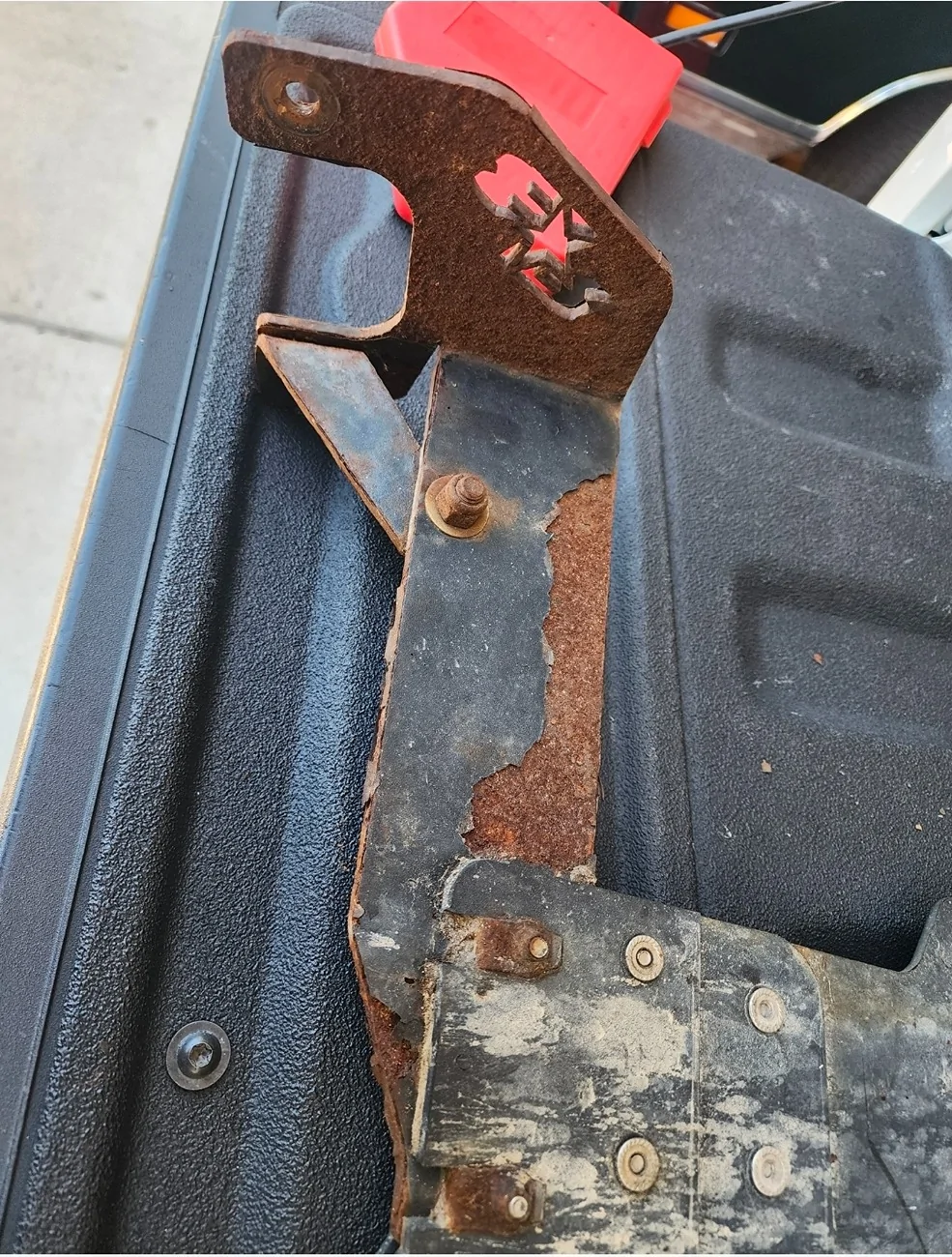 Jeep Gladiator What do you recommend for aftermarket mud flaps? Screenshot_20251208_072631_Gallery