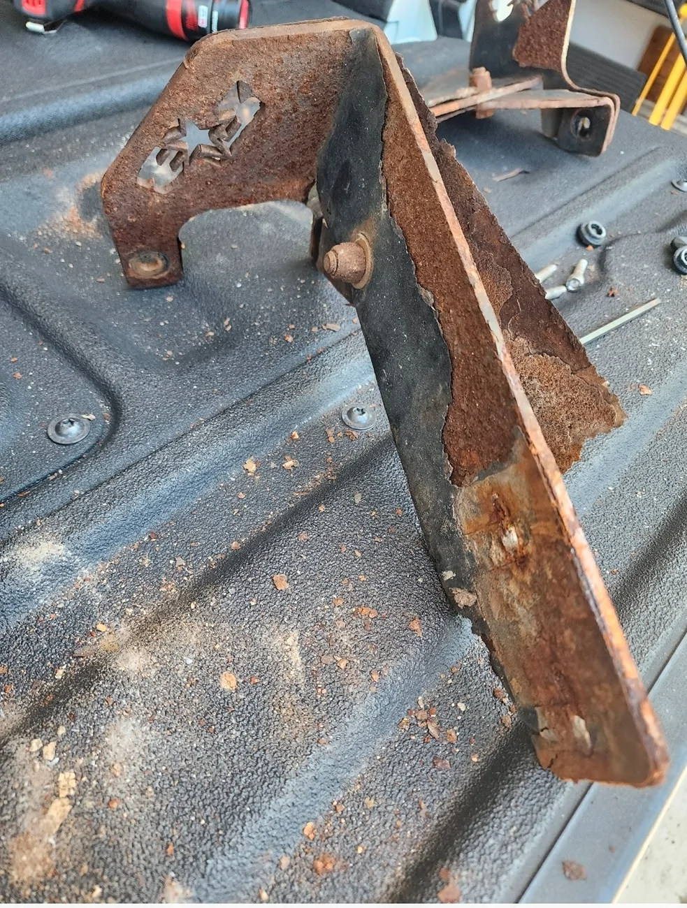 Jeep Gladiator What do you recommend for aftermarket mud flaps? Screenshot_20251208_072518_Gallery