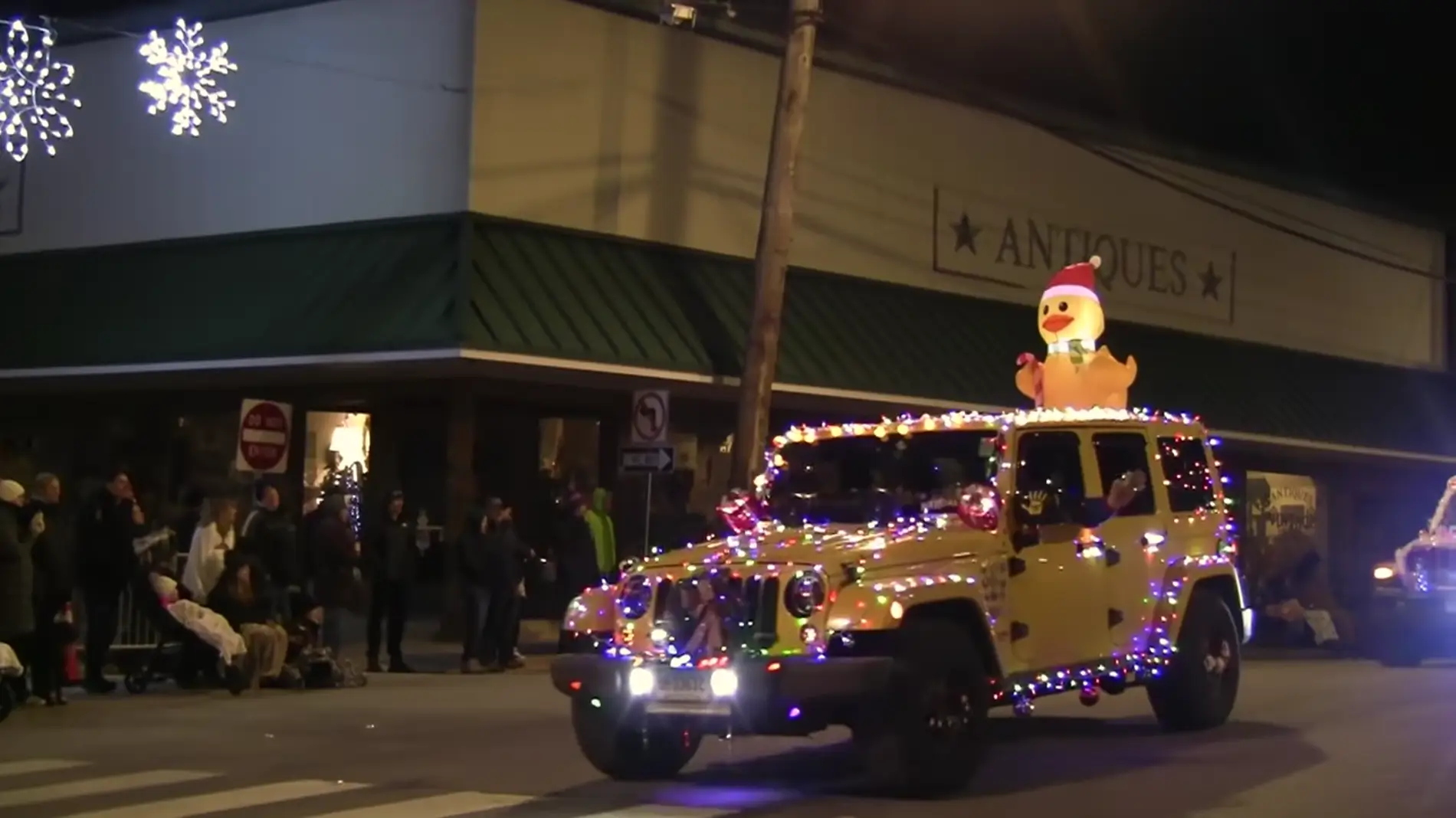 Jeep Gladiator What are you guys doing for the holidays this year Screenshot 2025-12-09 6.31.38 PM
