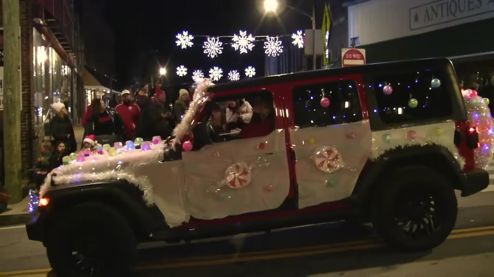Jeep Gladiator What are you guys doing for the holidays this year Screenshot 2025-12-09 6.31.47 PM