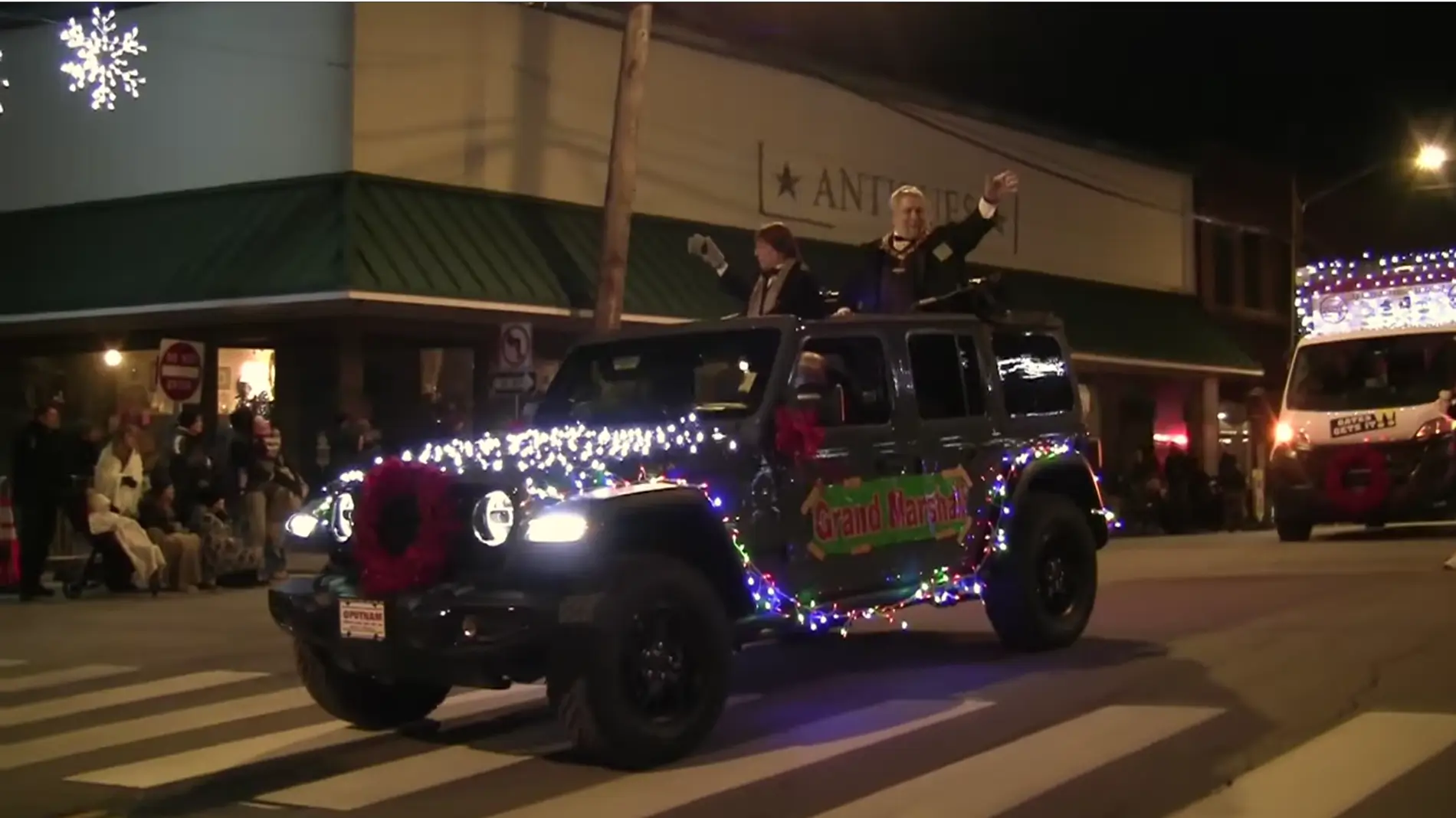 Jeep Gladiator What are you guys doing for the holidays this year Screenshot 2025-12-09 6.40.36 PM