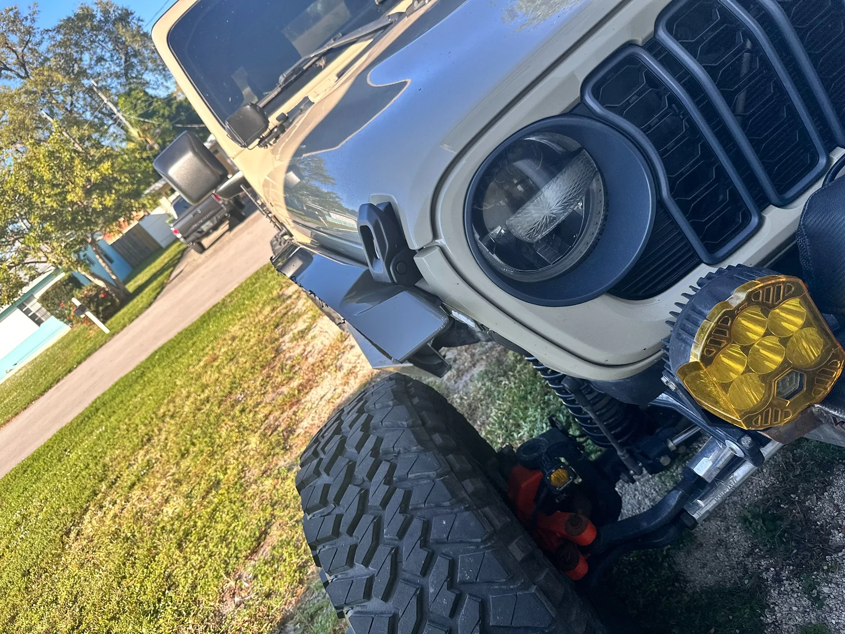 Jeep Gladiator Has Anyone Split OEM Fenders and Cut Them In Half? IMG_8402