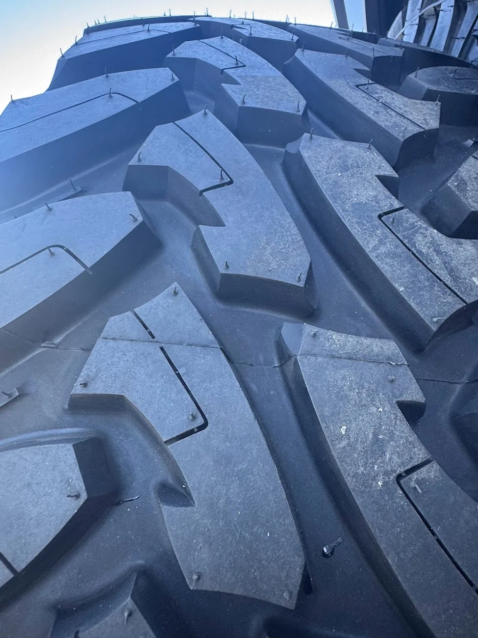 Jeep Gladiator Brand new Toyo 37” Tire Open Country M/T $320 IMG_8835