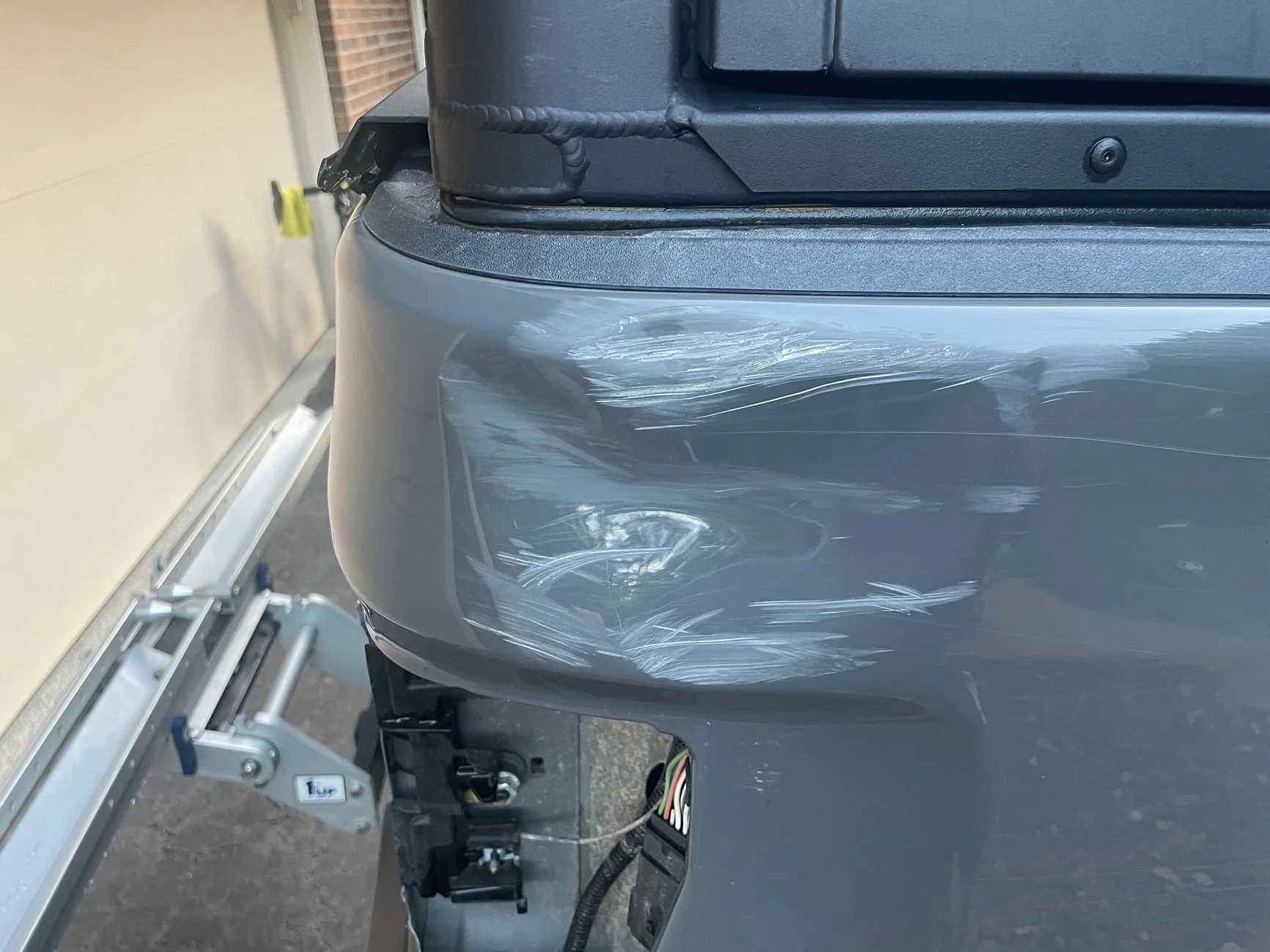Jeep Gladiator Too ambitious: major body damage.  What would you do here? (Bed Damage) IMG_8834