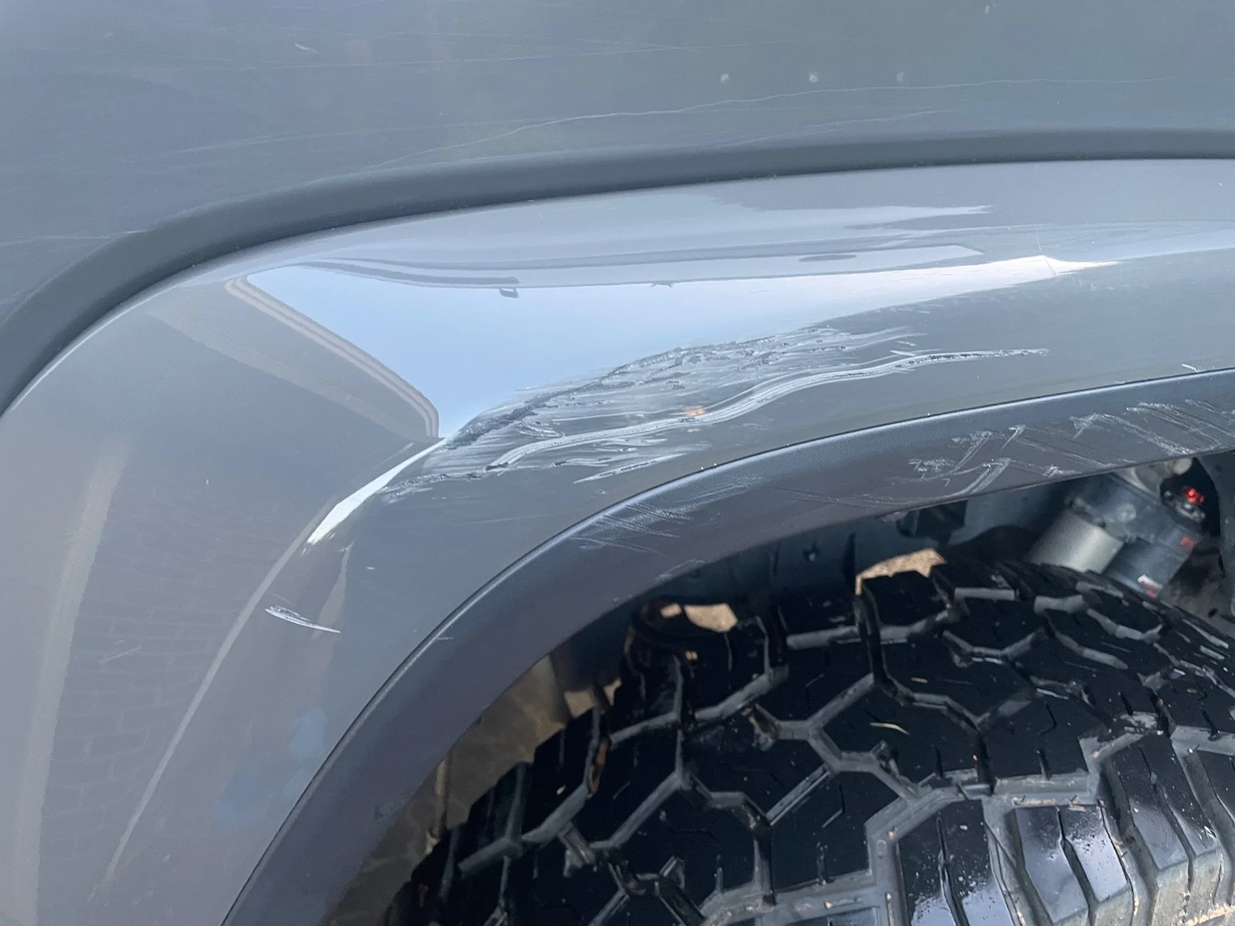 Jeep Gladiator Too ambitious: major body damage.  What would you do here? (Bed Damage) IMG_8830