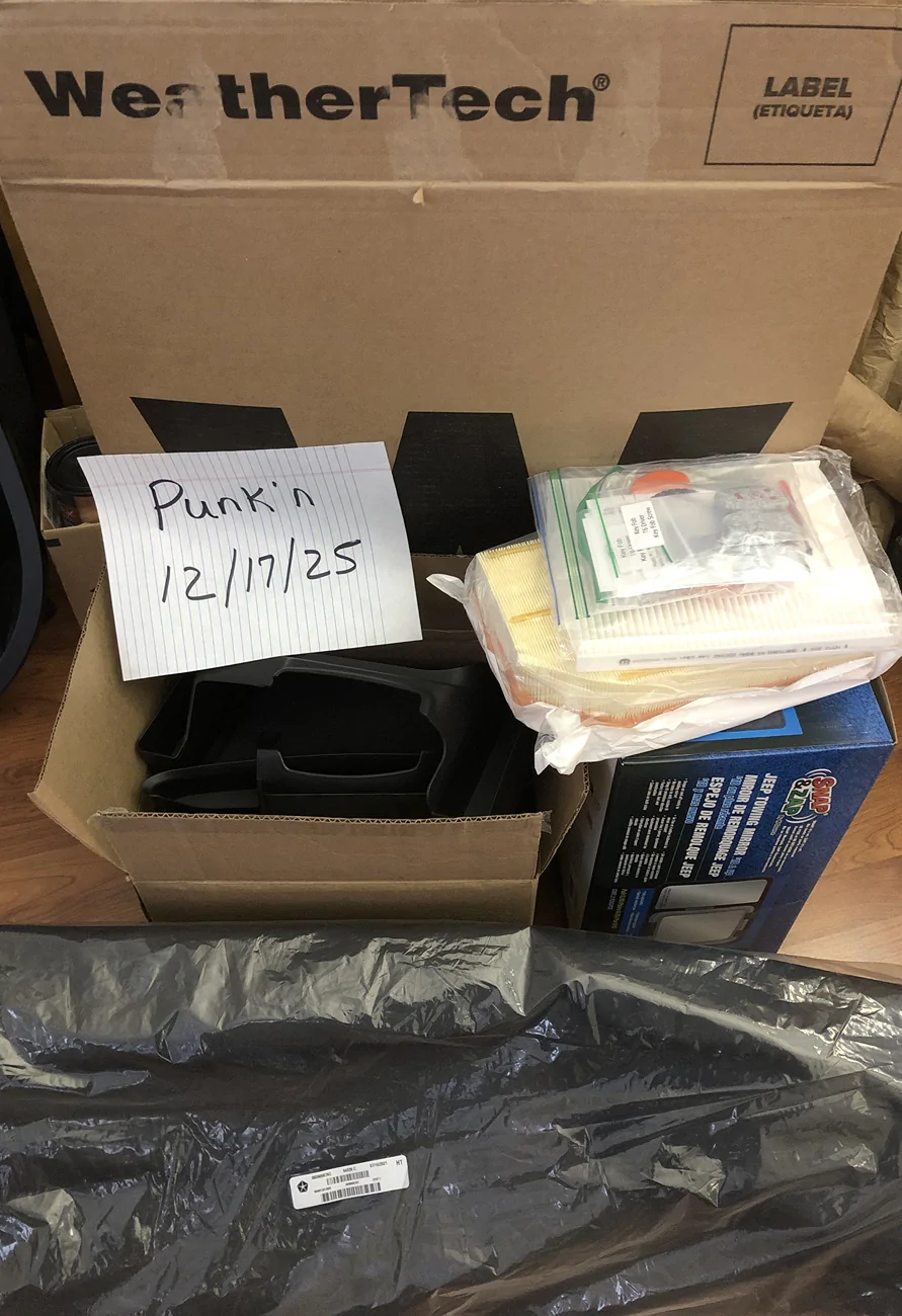 Jeep Gladiator Merry X-Mas & Free Gladiator Stuff (PLEASE READ) Facebook
