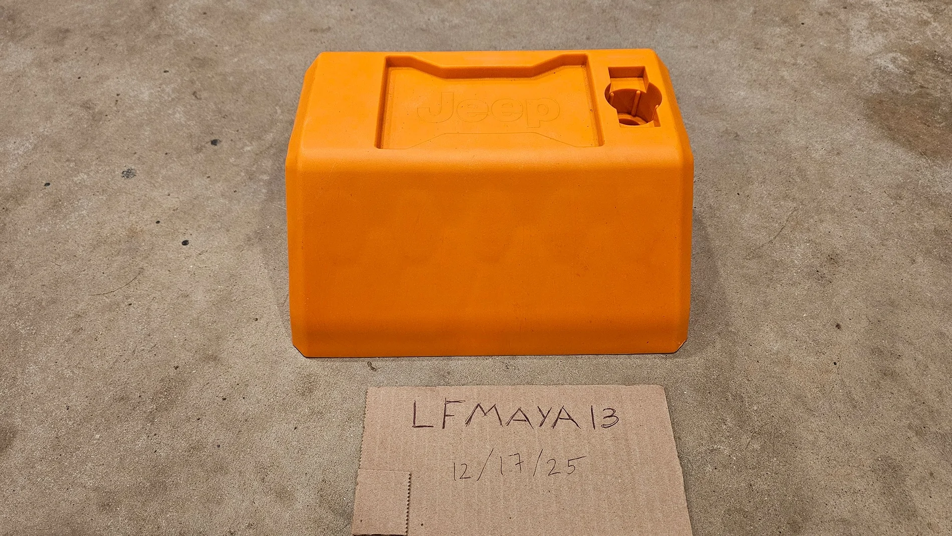 Jeep Gladiator Mopar jack base 20251217_184810