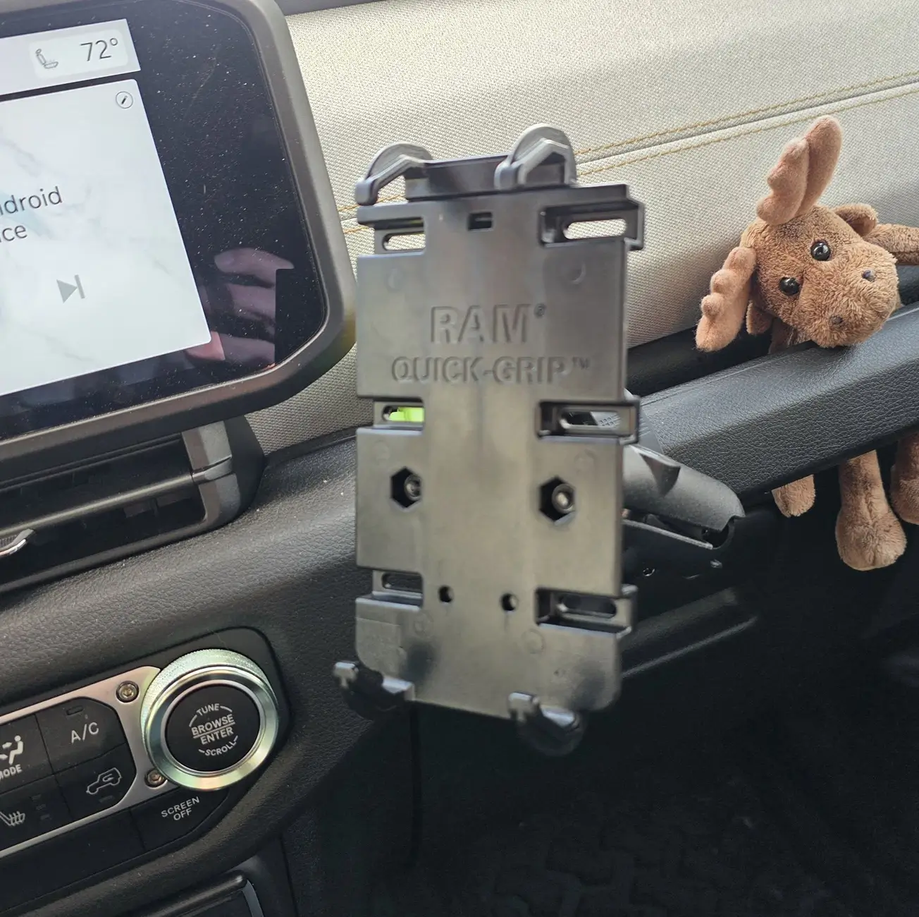 Jeep Gladiator Any source for attachments for 82219127AB MOPAR rail? 1766056421162-nk