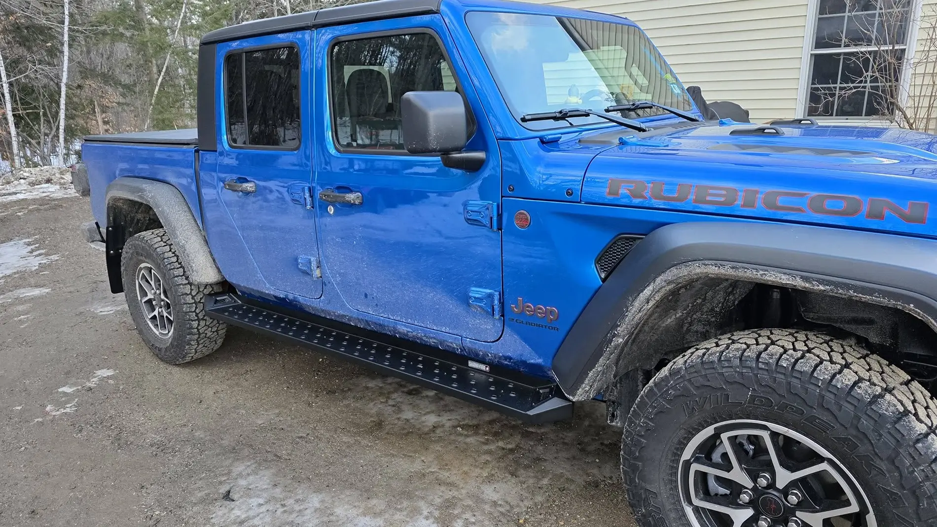 Jeep Gladiator Carnivore Side Steps (Running Boards) 1766155424640-us