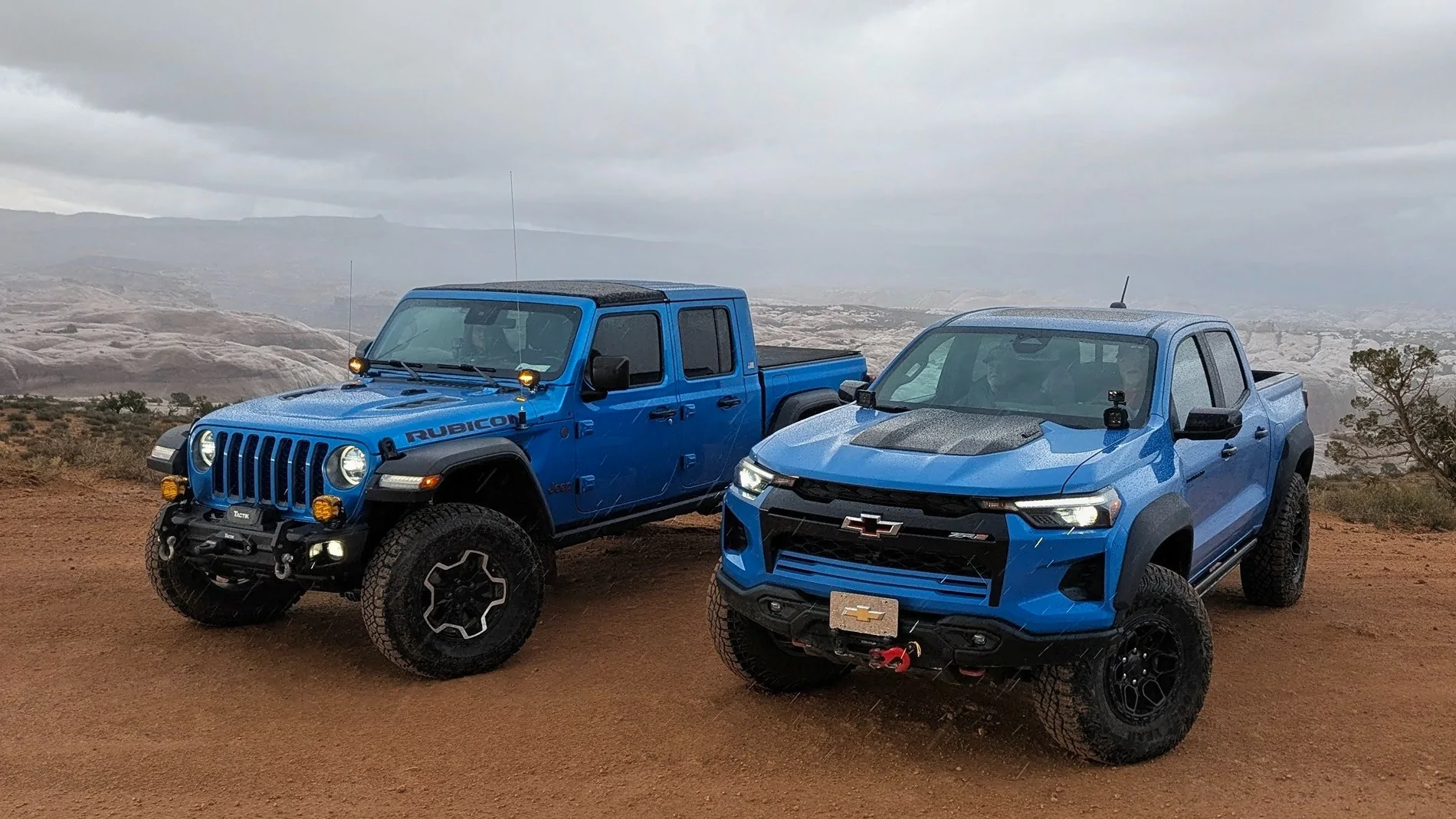 Jeep Gladiator Are these CBs worth resurrecting? PXL_20251023_191928511.MP~3