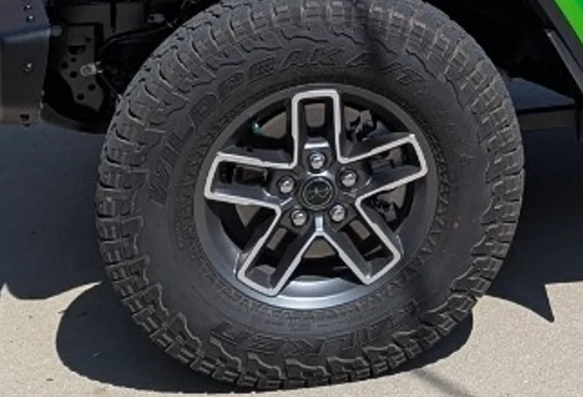 Jeep Gladiator Wanted 2025 Mojave X wheel 1766373680508-jm