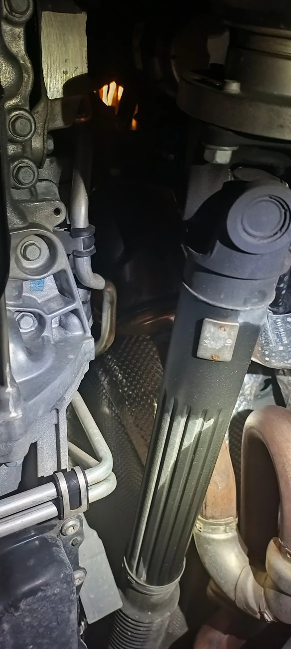 Jeep Gladiator Am I looking at a new drive shaft? IMG_20251221_200443046