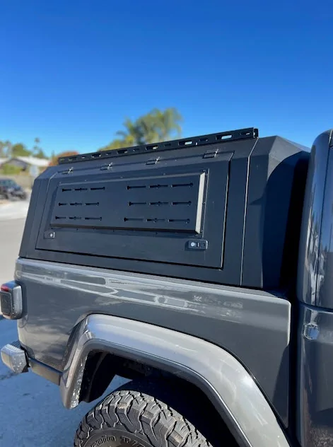 Jeep Gladiator PRICE DROP - Aluminum Bed Camper Shell - $2000 2025-12-22_12-31-58