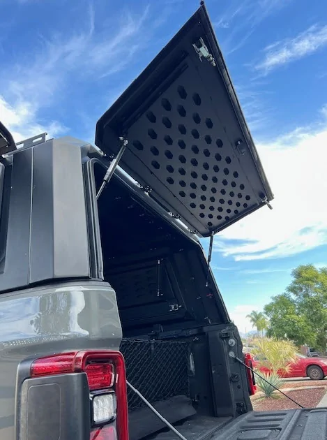 Jeep Gladiator PRICE DROP - Aluminum Bed Camper Shell - $2000 2025-12-22_12-32-33
