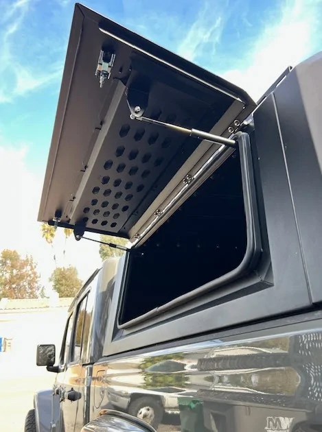 Jeep Gladiator PRICE DROP - Aluminum Bed Camper Shell - $2000 2025-12-22_12-32-40