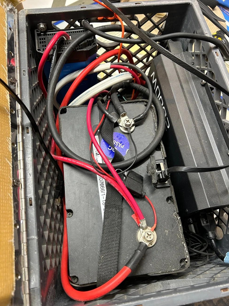 Jeep Gladiator 3000 watt inverter IMG_1318