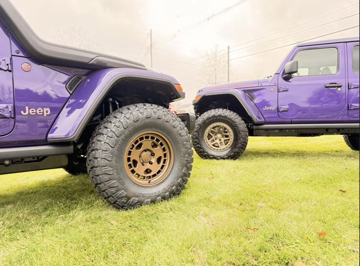 Jeep Gladiator Jeeps Parking Next To Jeeps IMG_1660