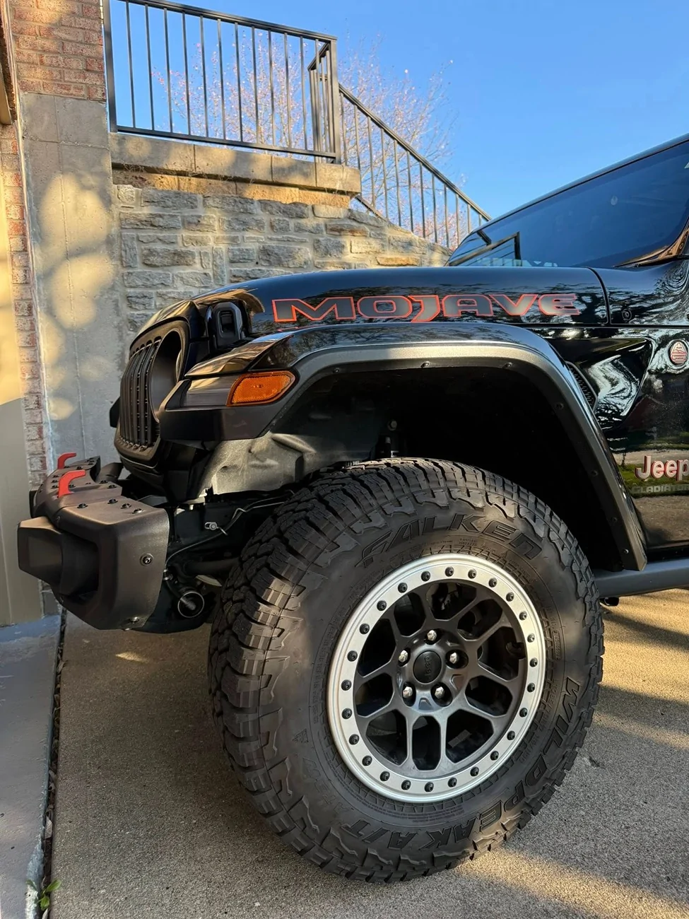 Jeep Gladiator Has anyone kept their stock tires (33’s/Mojave/Rubicon etc) and swapped them on new wheels? 4