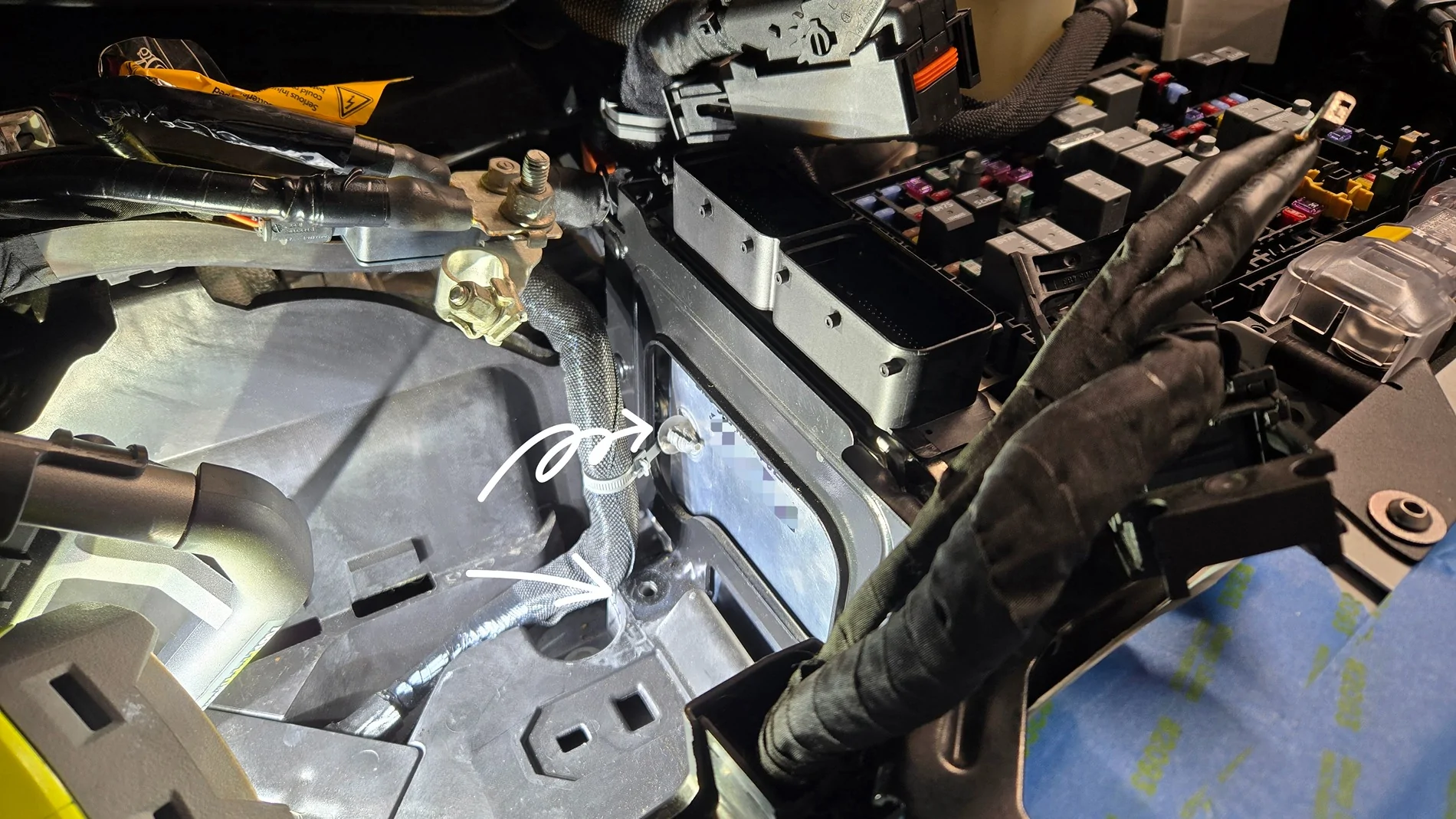 Jeep Gladiator Diesel PCM/ECU Removal Guide 20251225_123504(1)(1)