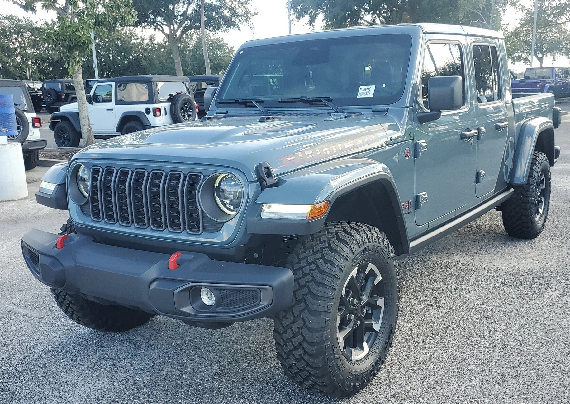 Jeep Gladiator New hoods showing up on Rubicons al-hood