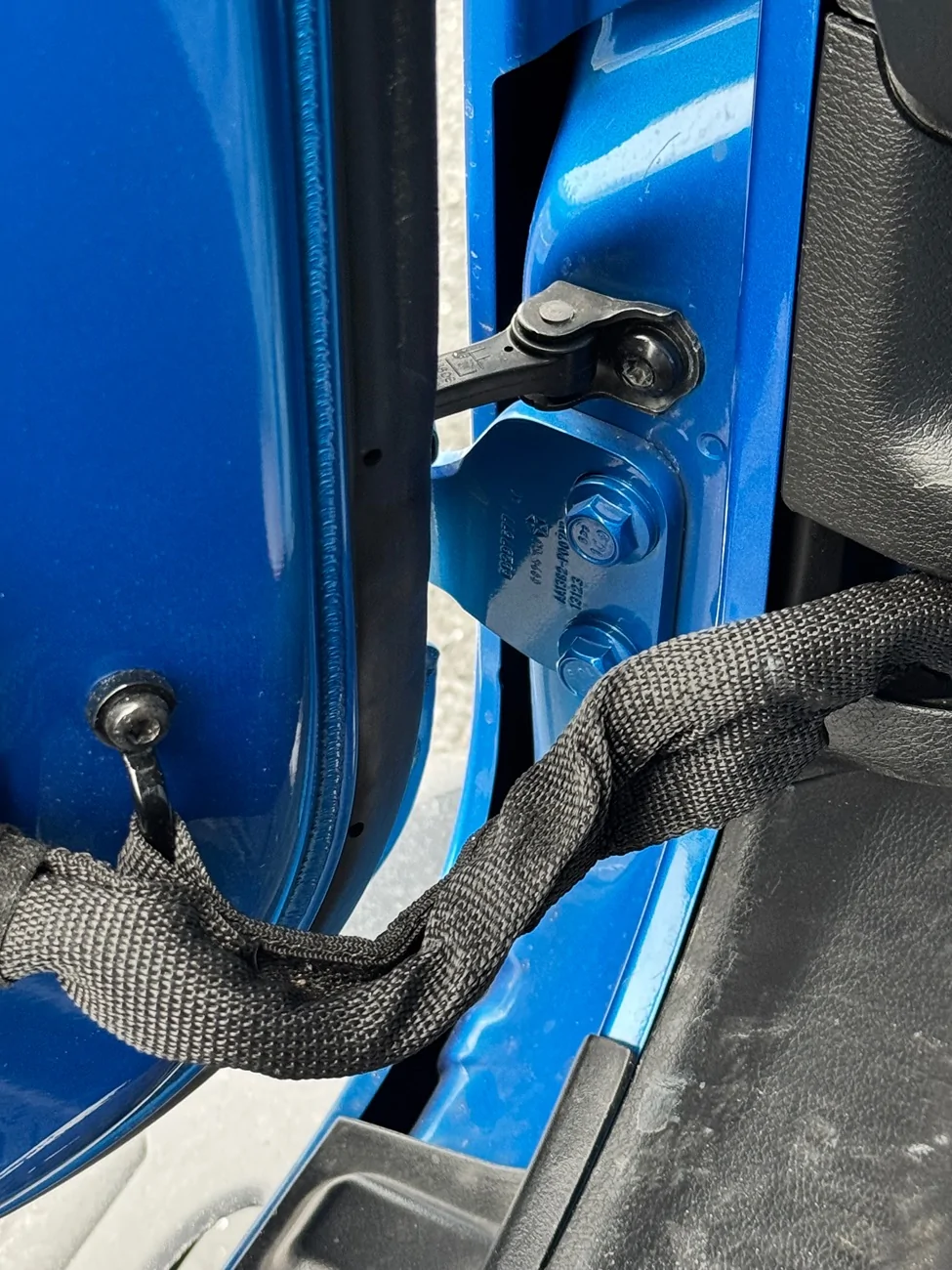 Jeep Gladiator Door Loom getting pinched in door jam….. anyone? IMG_3110