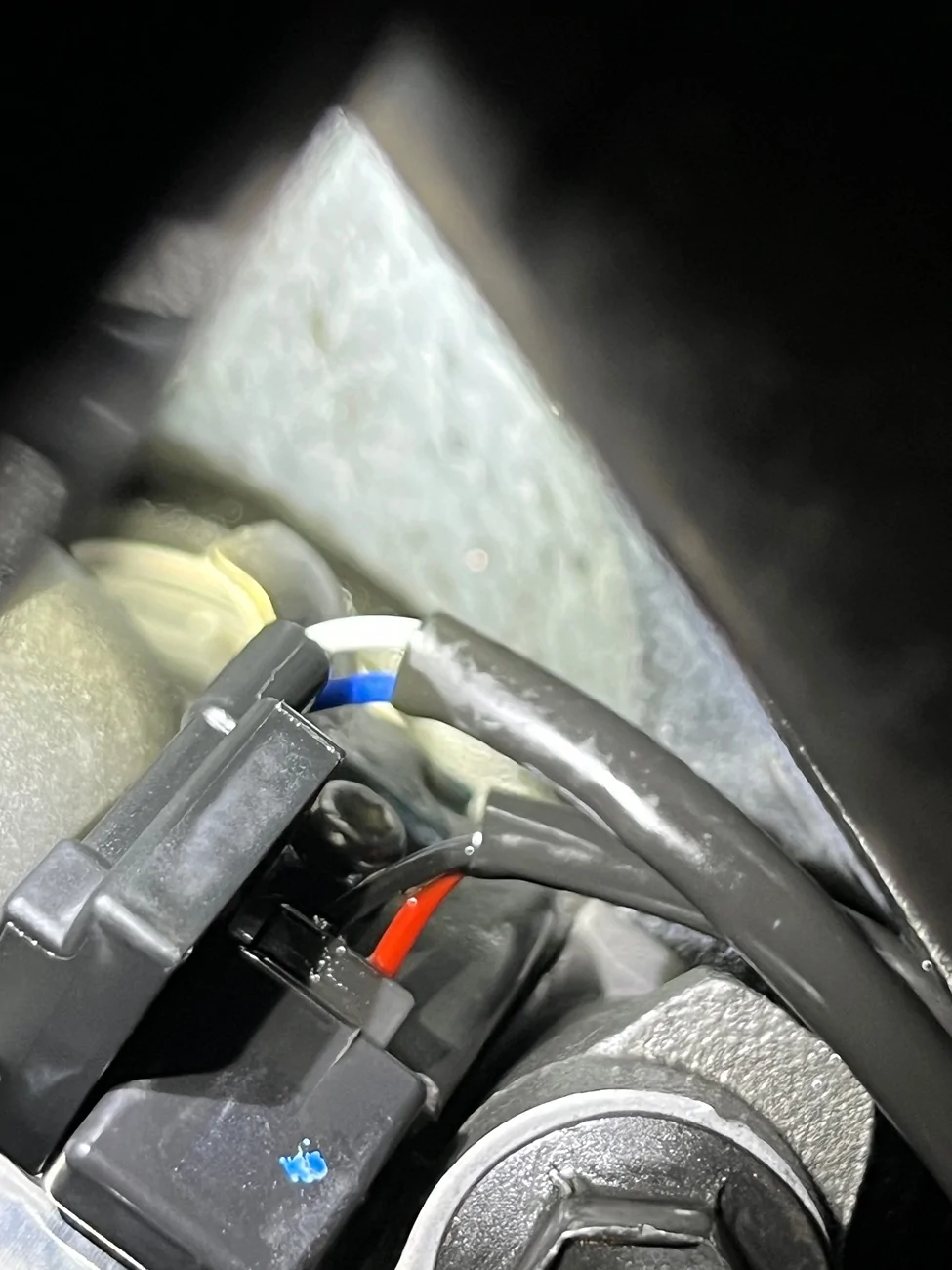 Jeep Gladiator 2023 JTR, diff locker sensor magnets? IMG_5570