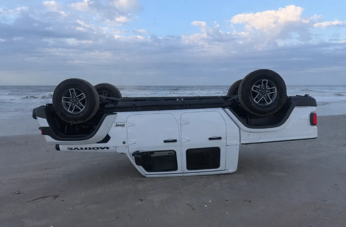 Jeep Gladiator BRIGHT WHITE Gladiator JT Club 1767127760687-9s