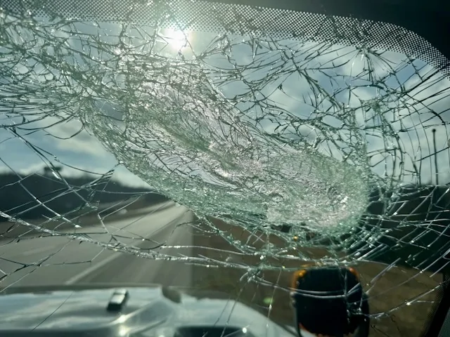 Jeep Gladiator Windshield - Only lasted 2 1/2 Months Mojave Damage 2