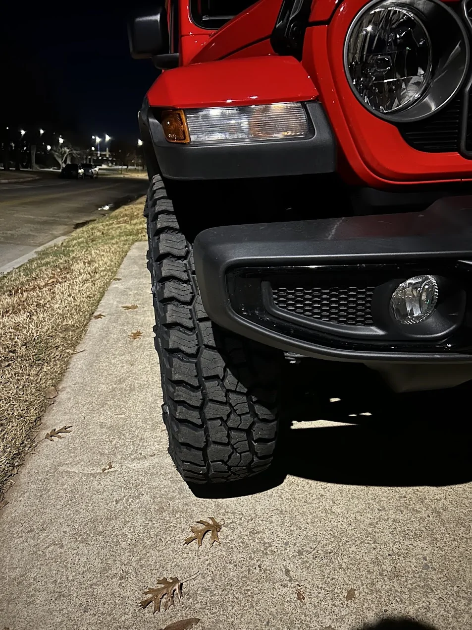Jeep Gladiator Anyone go with more narrow 35” tires? Jeep Gladiator Front Vi